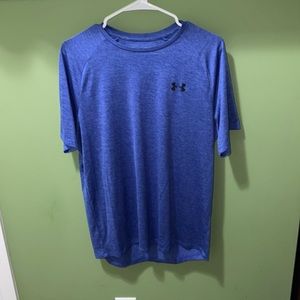Dark Blue Men’s Under Armor Heatgear, loose fit medium T-Shirt